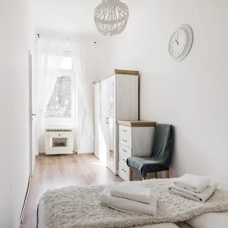 Cozy&stylish In The Ruin Bar Area Budapeşte