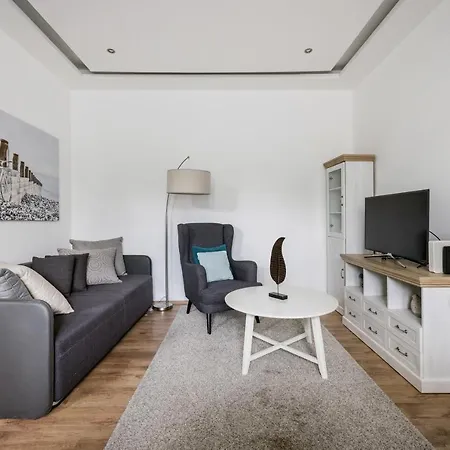 Cozy&stylish In The Ruin Bar Area Apartment